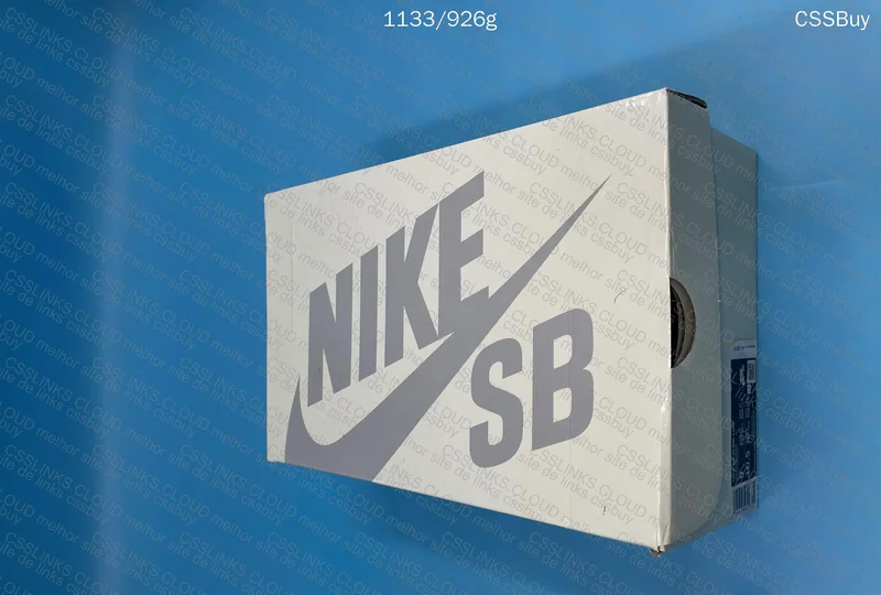 Nike Dunk x Yuto Horigome 11