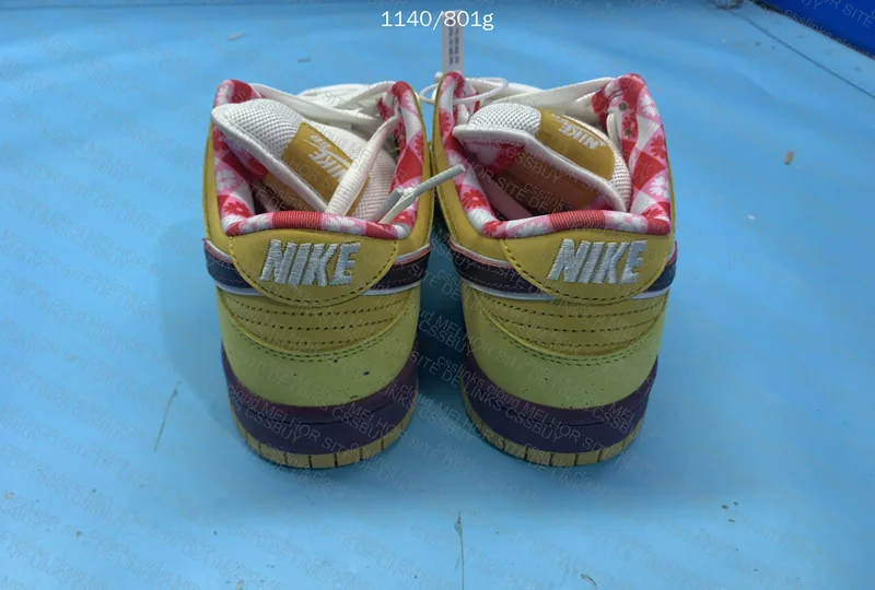 Nike Dunk Yellow Lobster Batch OG - Sale OVO 3