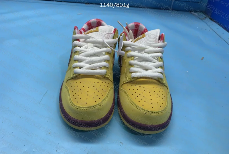 Nike Dunk Yellow Lobster Batch OG - Sale OVO 4