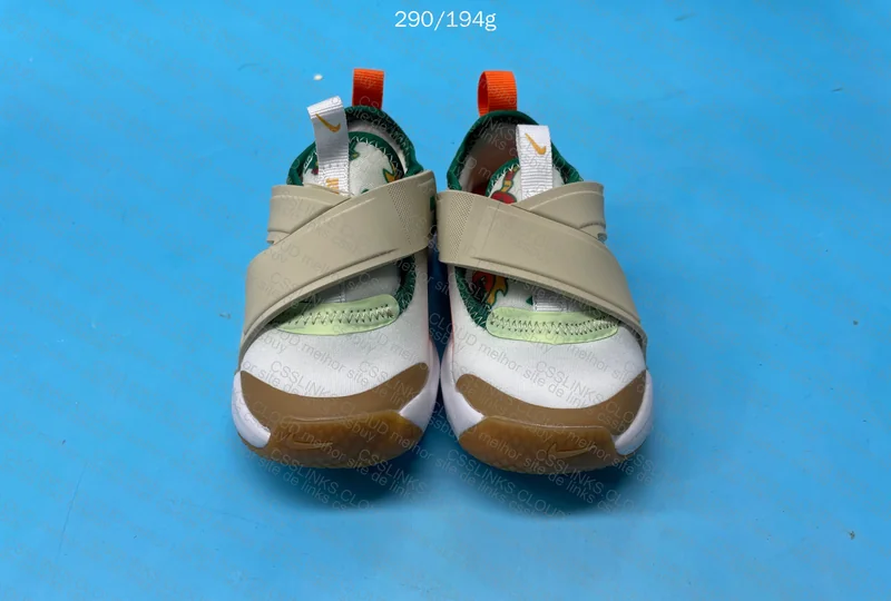 Nike Flex Advance Kids 4