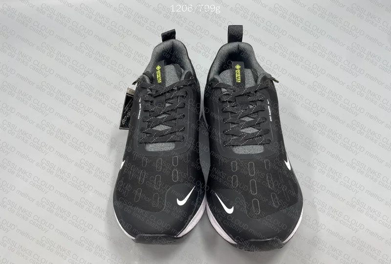 Nike GORE-TEX Run 4 Black 3