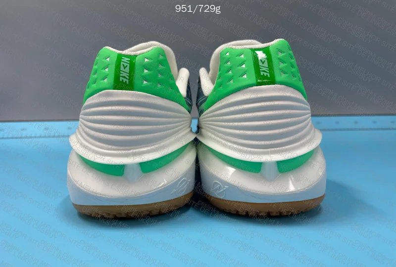 Nike GT cut 2 leche 3