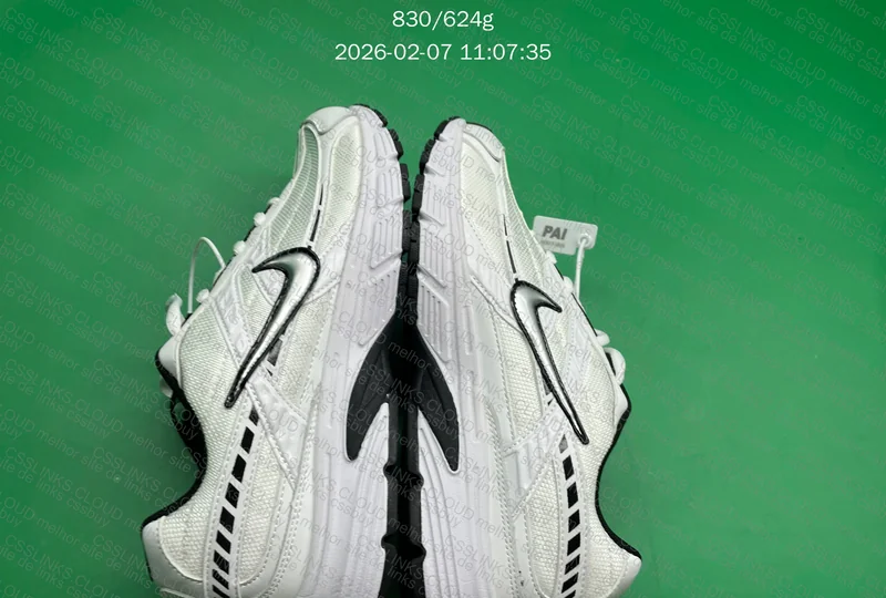 Nike Initiator 7