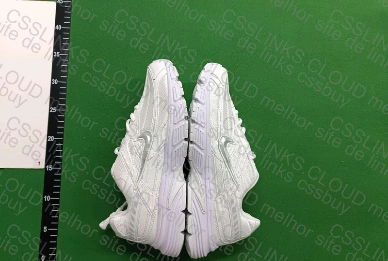 Nike Initiator Colgate 6