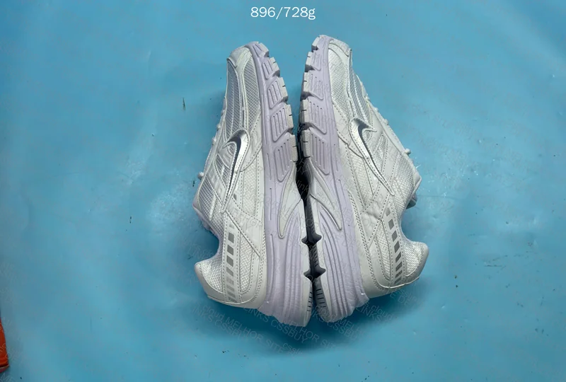 Nike Initiator (Swoosh Correto) 7