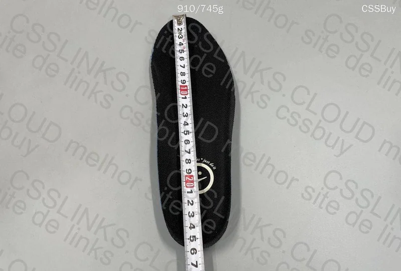 Nike Invincible 3 4