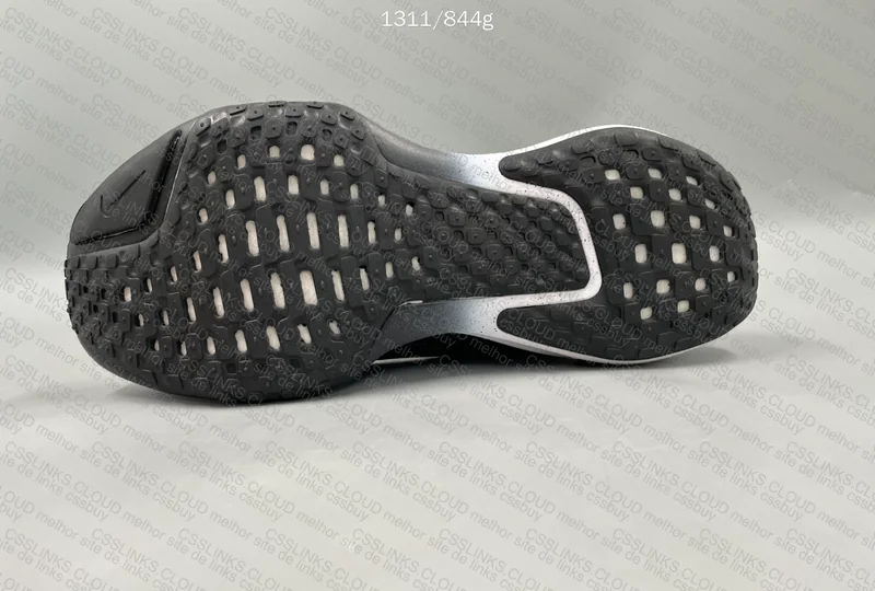 Nike Invincible Run 3 6