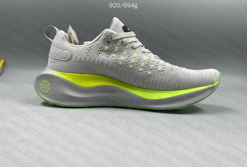 Nike Invincible Run 4 2