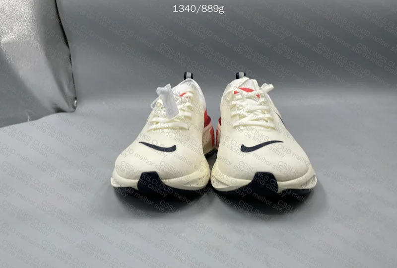 Nike Invincible Run3 3