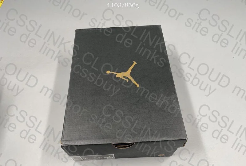 Nike Jordan 1 Low - Women's
