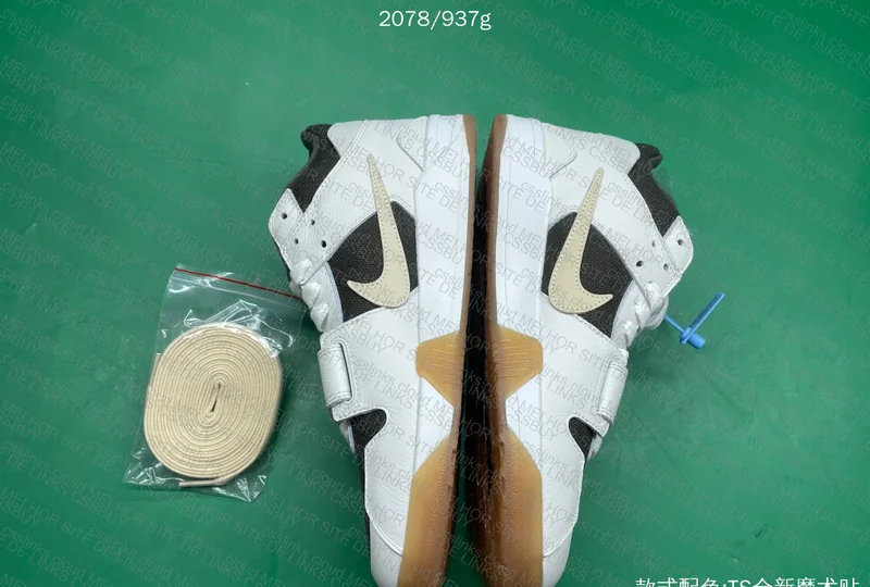 NIKE JUMPMAN 9