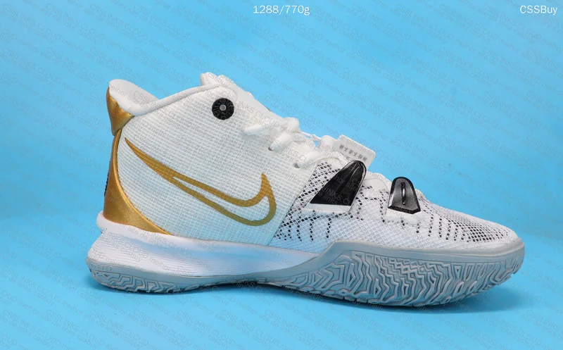 Nike Kyrie 7 'Rings' 8