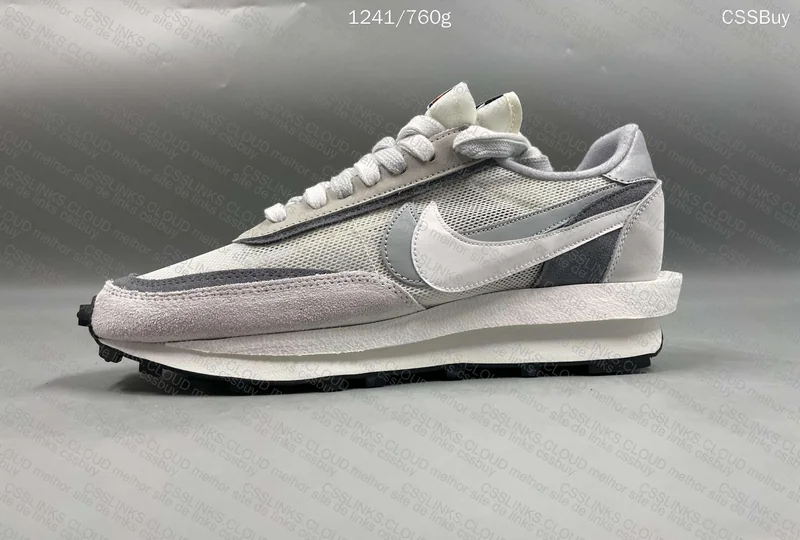 Nike LD Waffle x Sacai Summit white 6