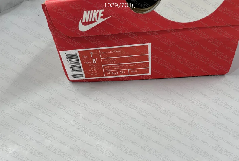 nike m2k tekno 10
