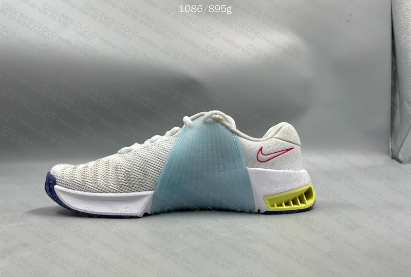 NIKE - METCON 9