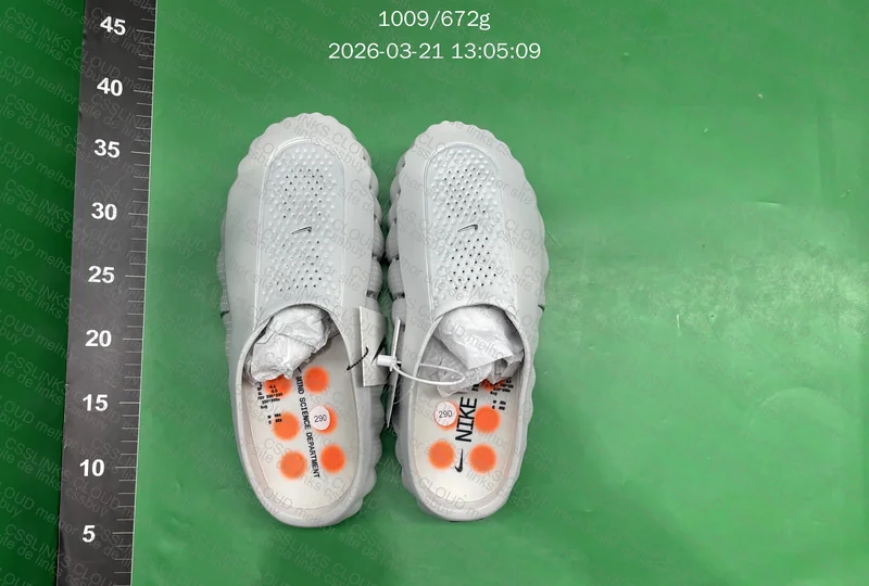 Nike Mind 001