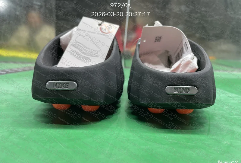 NIKE MIND 001 3