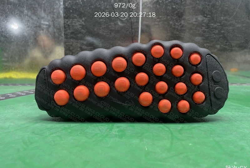 NIKE MIND 001 4