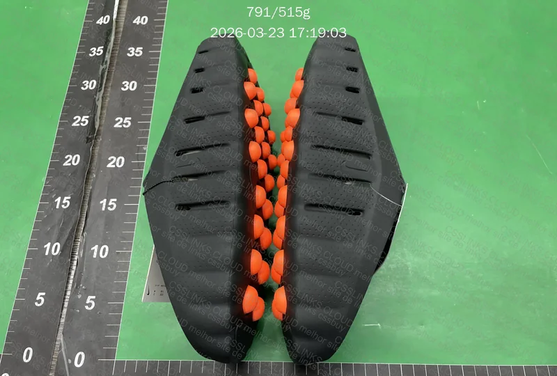 Nike mind 001