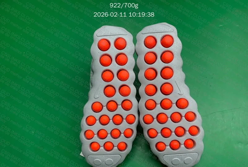 Nike Mind 002