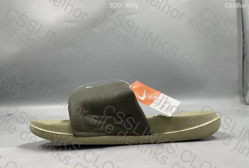 Nike Offcourt Adjust 5