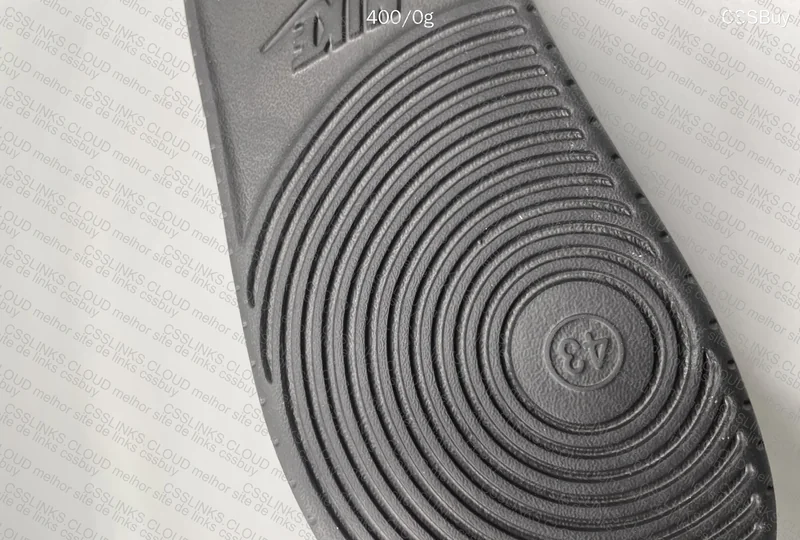 Nike OffCourt Adjust 8