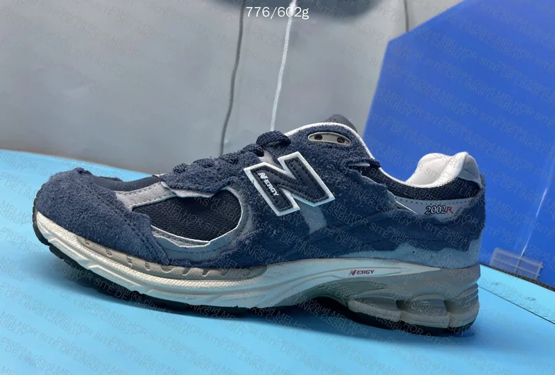Nike p6000 e new balance 4