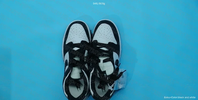 Nike Panda Black and White 3