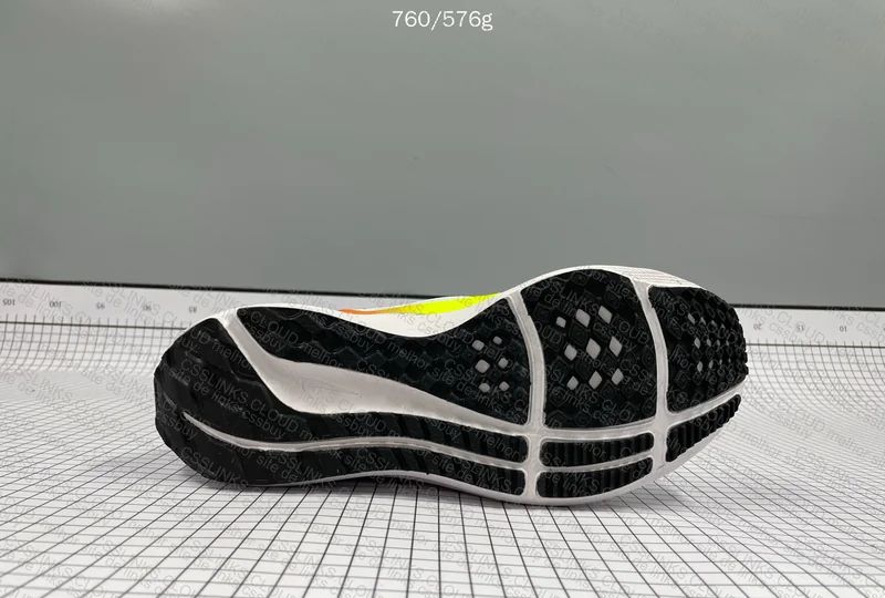 Nike Pegasus 40 8