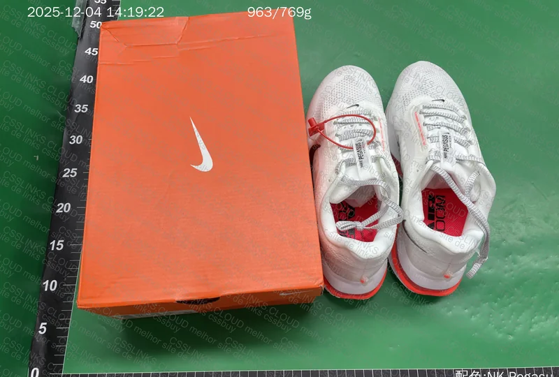 Nike Pegasus Premium