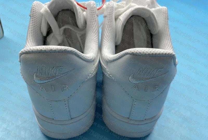 Nike poggers 8