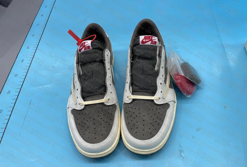 nike reverse mocha travis scott