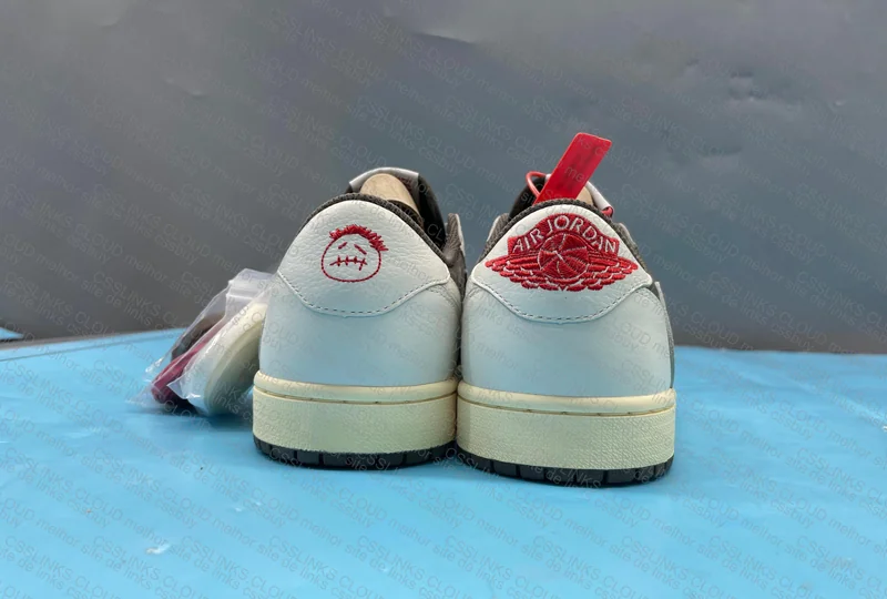 nike reverse mocha travis scott 3