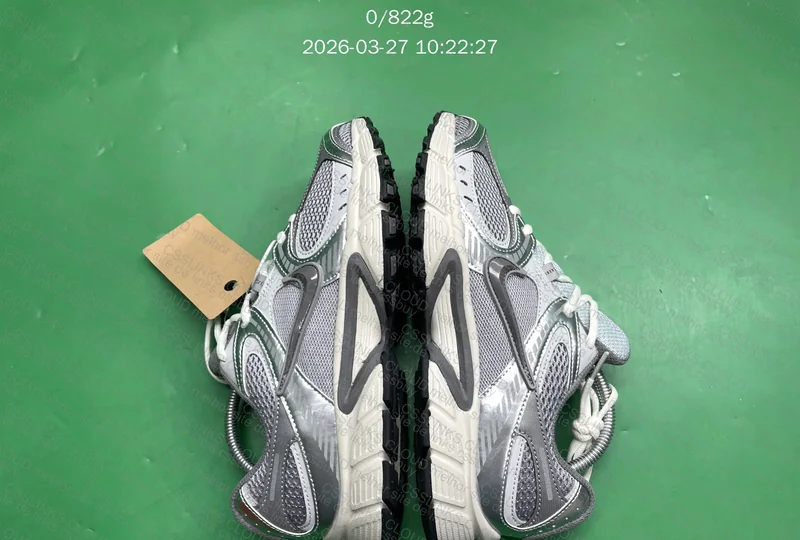 NIKE RNR V5 CEMENT 4