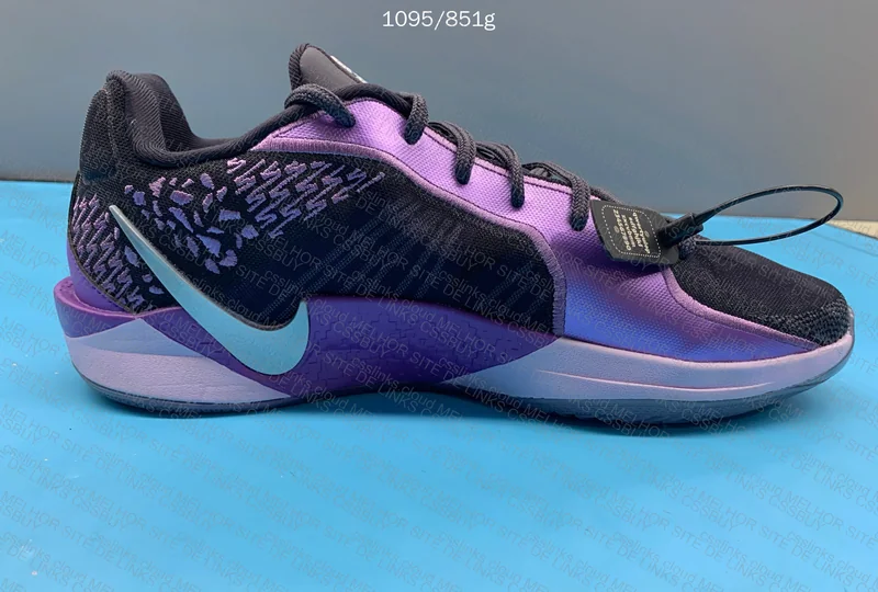 Nike Sabrina 2 5