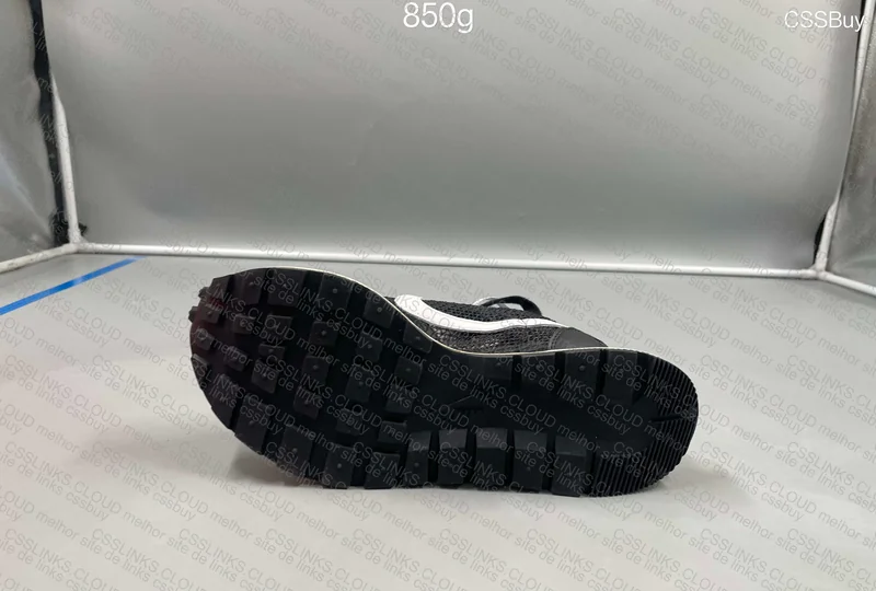 Nike Sacai VaporWaffle 5