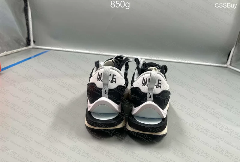 Nike Sacai VaporWaffle 7