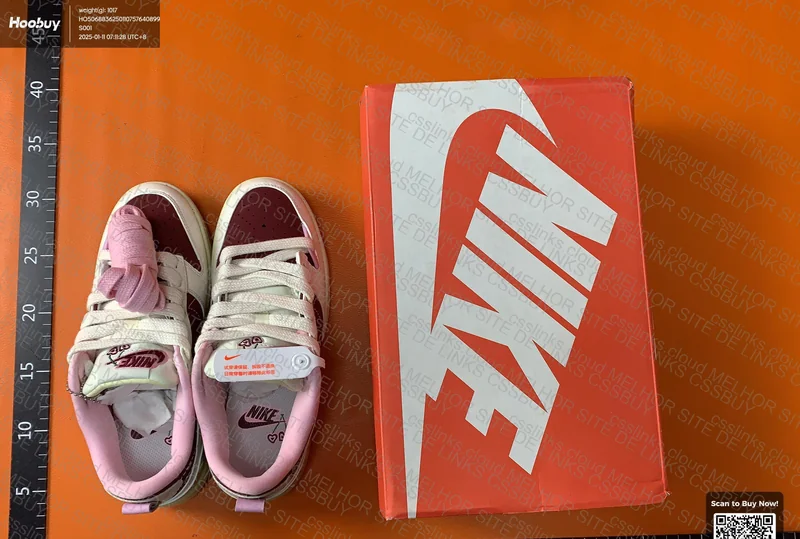 NIKE SB DUNK