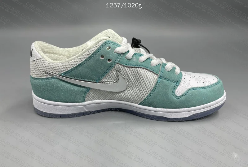 Nike SB Dunk April 7