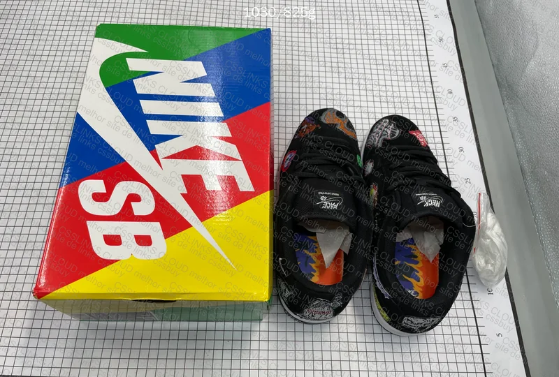 Nike SB Dunk Face 5