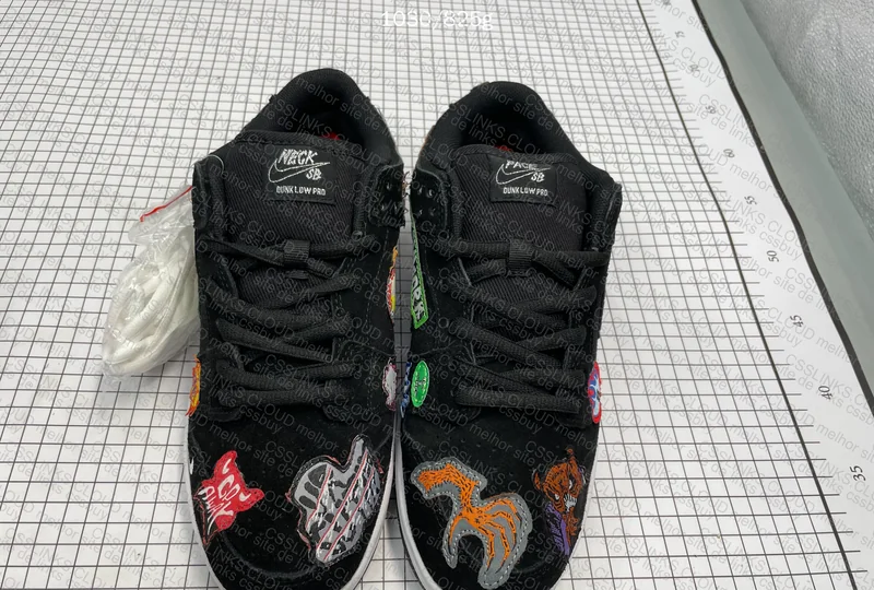 Nike SB Dunk Face 9