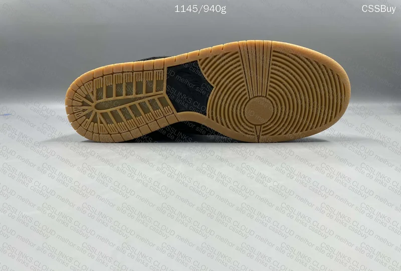 Nike SB Dunk "Ishod Wair" 10