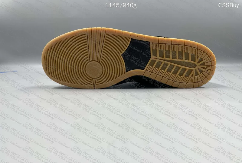 Nike SB Dunk "Ishod Wair" 6