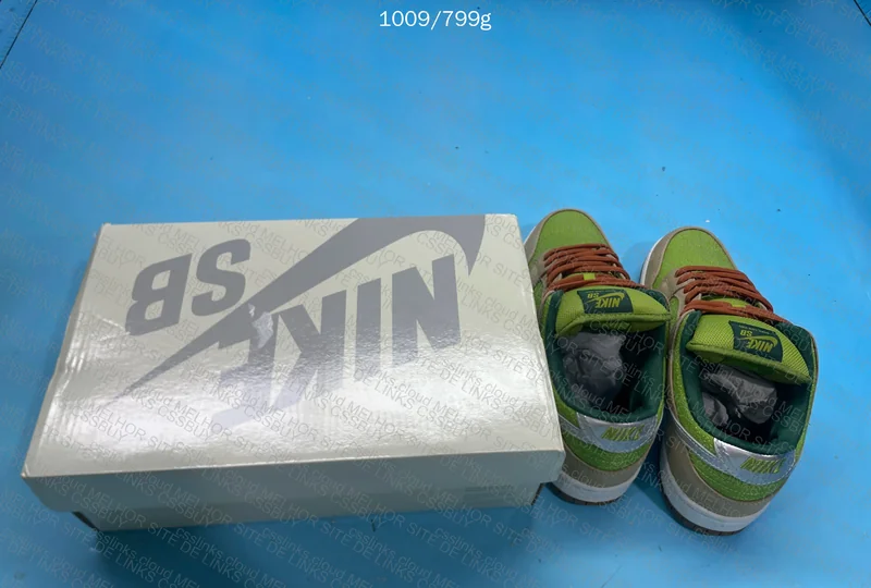 Nike SB Dunk Low