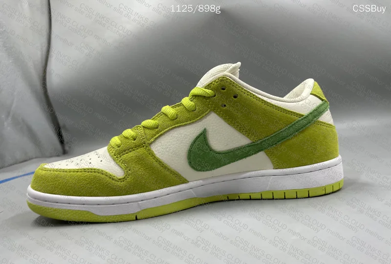 Nike SB Dunk Low Apple 6