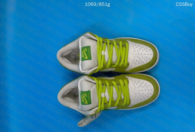 Nike SB Dunk Low Apple (Primeira compra ajudem) 3
