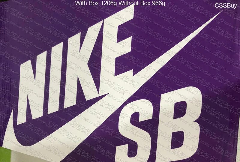 Nike SB Dunk Low - Black Gum 7