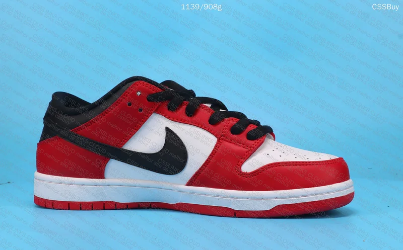 NIKE SB DUNK LOW CHICAGO 9