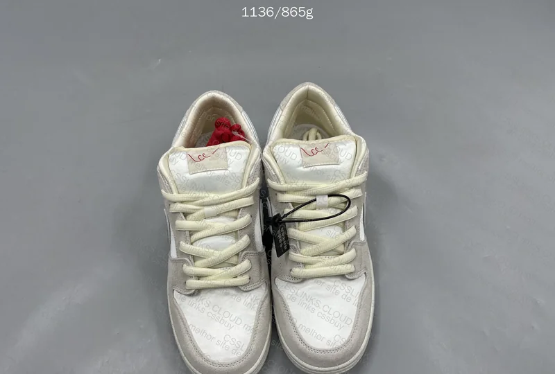 Nike SB Dunk Low City of Love Light Bone