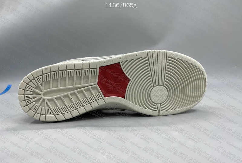 Nike SB Dunk Low City of Love Light Bone 10
